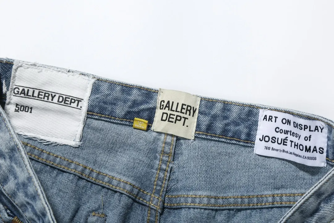 -Size upper body P286#G77 GALLERY DEPT.G letter patch pudding 5001 denim washed and distressed spliced jeans -Original purchase and pattern making to truly restore the ultimate vintage texture -Original hardware accessories, washed and other elevators, QR code analysis are all purchased from the original factory, high degree of restoration, you are welcome to compare with a certain product~ -Three-dimensional version Loose and comfortable, not picky about the figure, taller and slimmer, factory Seiko, original factory quality control, same style for men and women, can be matched with couples Versatile recommendation: must-have jeans for all seasons Color: blue Size: S-XXL (28-36)